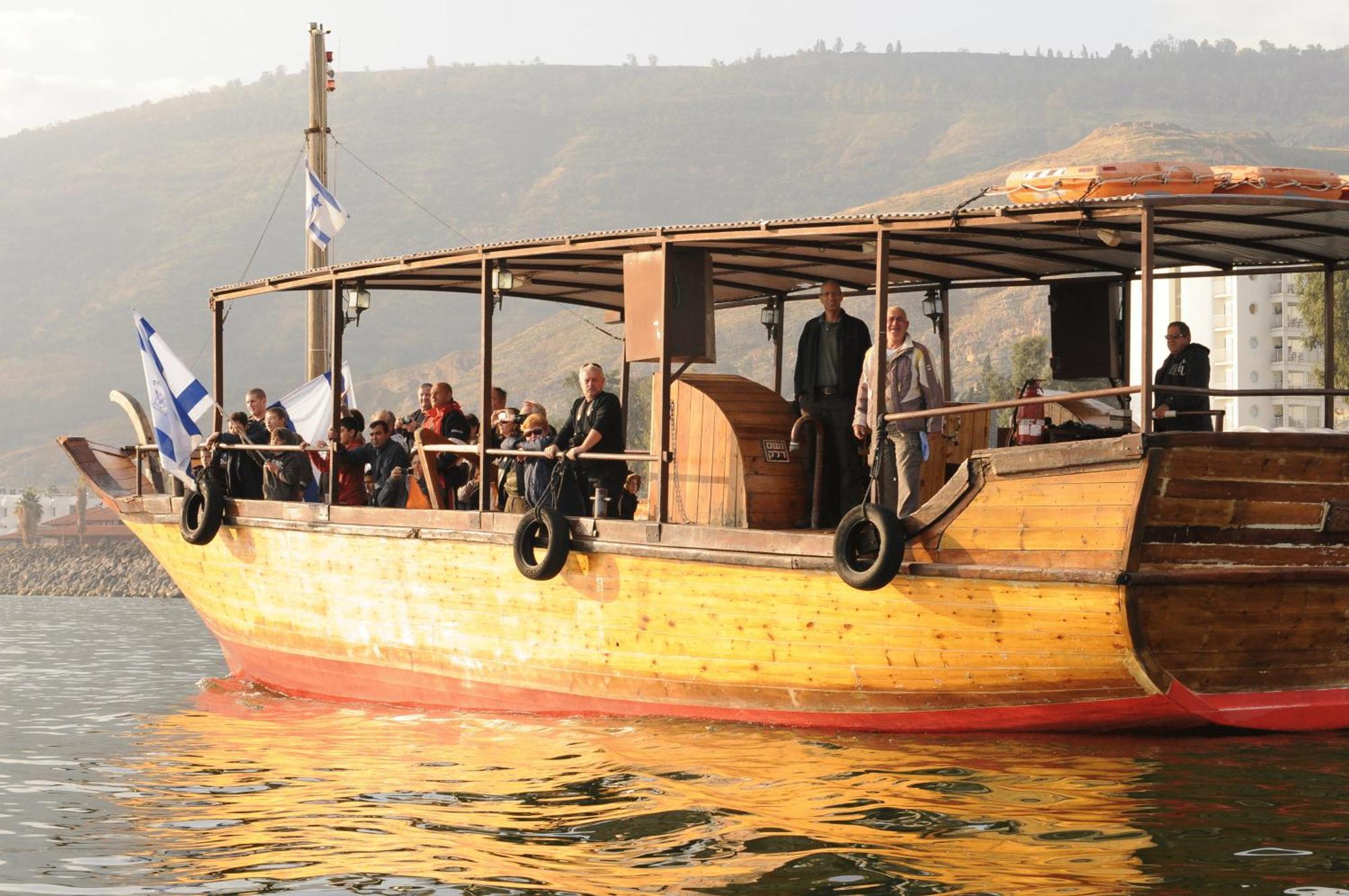 Astoria Galilee Hotel Tiberias Bagian luar foto