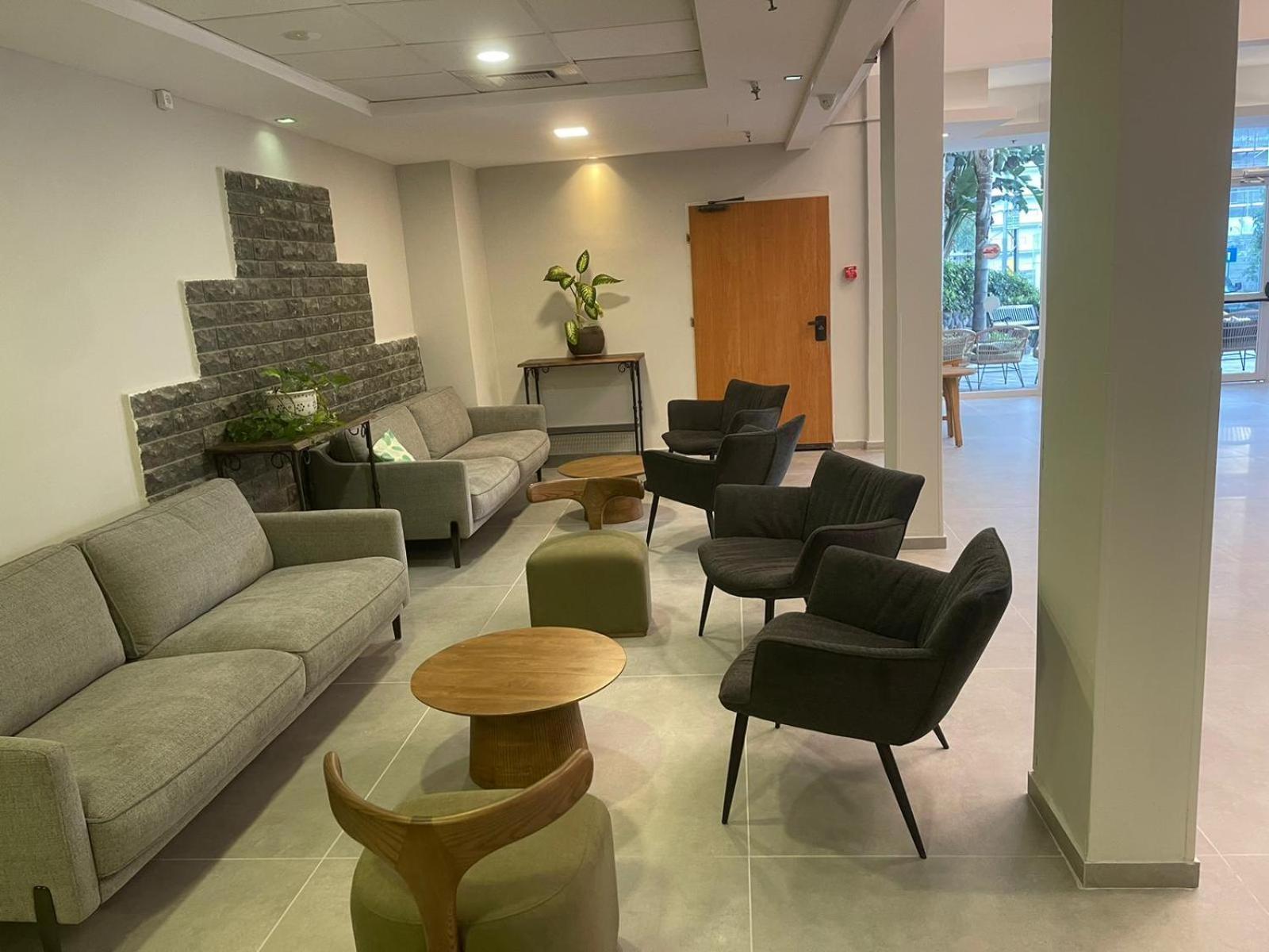 Astoria Galilee Hotel Tiberias Bagian luar foto
