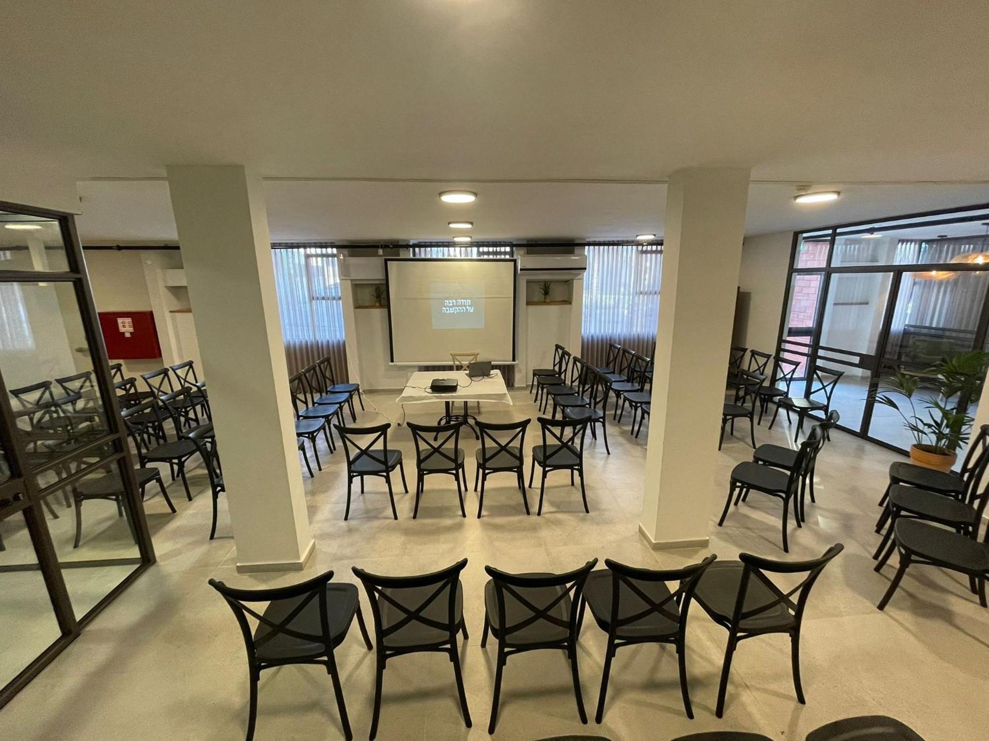 Astoria Galilee Hotel Tiberias Bagian luar foto