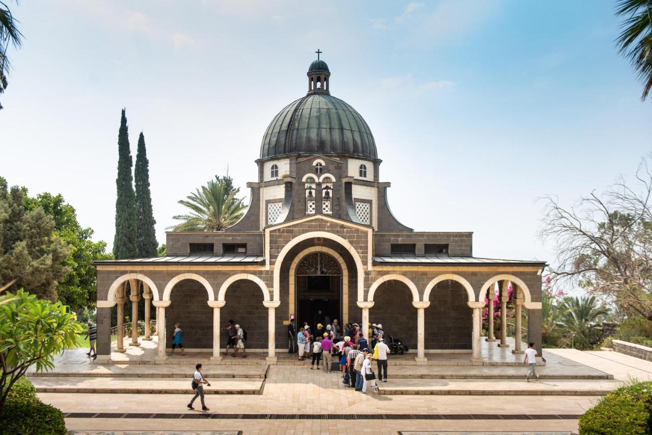 Astoria Galilee Hotel Tiberias Bagian luar foto